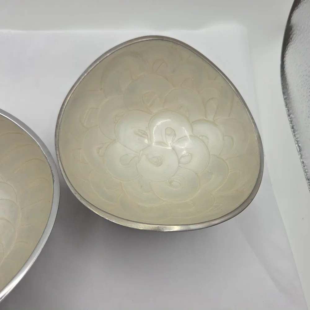 Enamel Cream Serveware Set